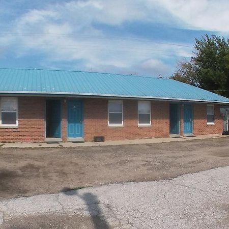 Colonial Motel Marshalltown Exterior foto